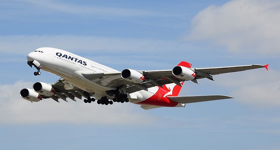 Qantas flight booking