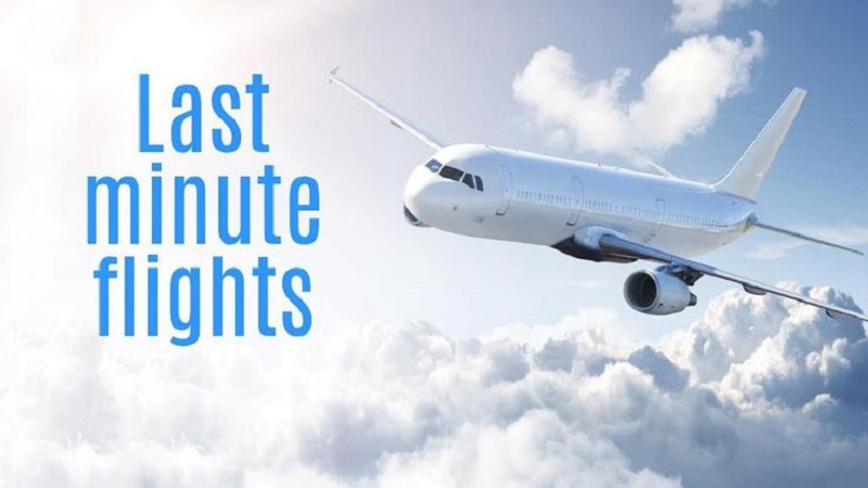 flights cheaper to book at the last minute